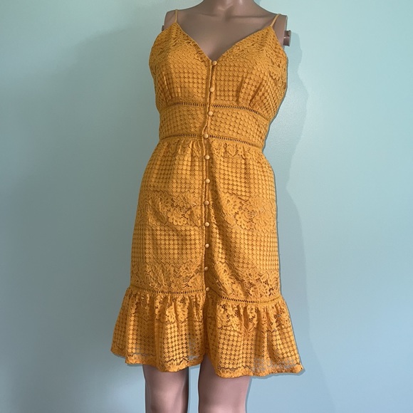 ⭐️ Gianni Bini Sundress - Picture 9 of 13